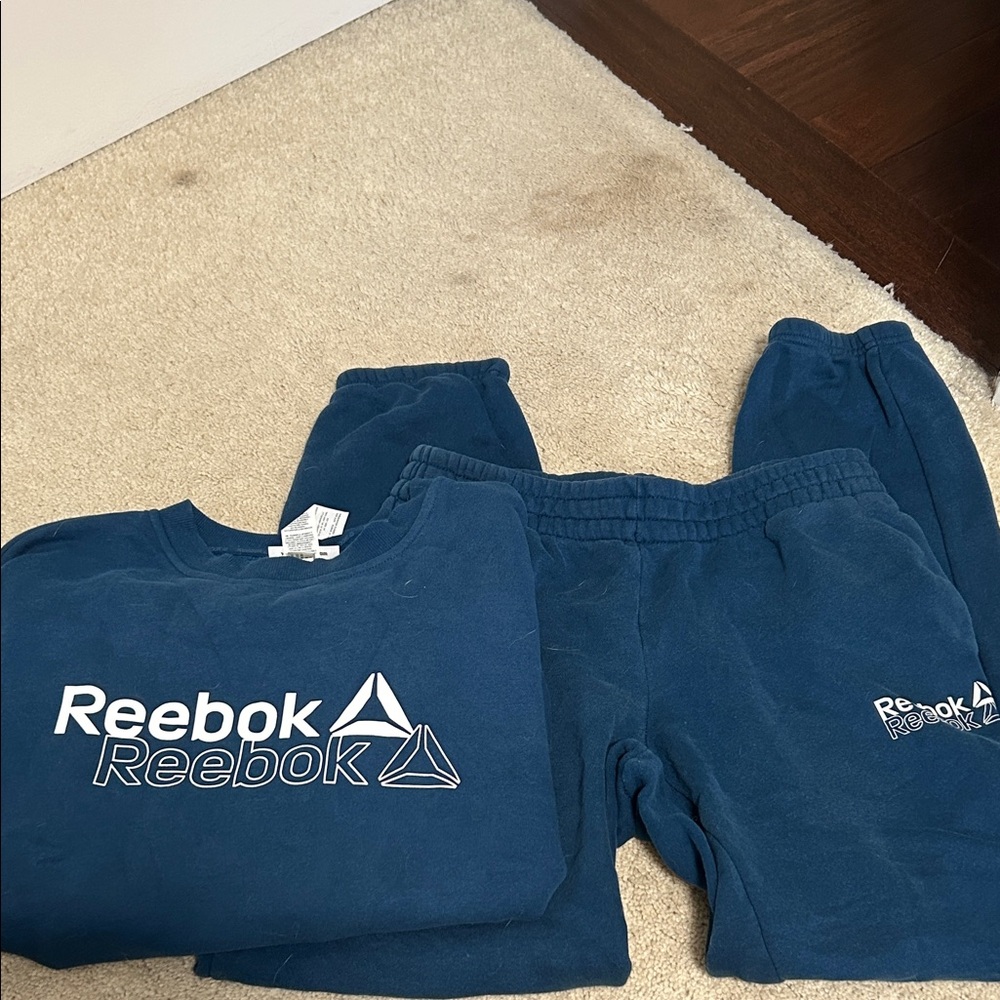 Reebok Womens Navy Jogger Set size small
